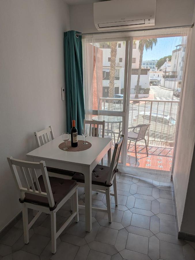 Apartamento Entero, Enormes Piscinas, Terraza Y Playa Benalmádena Exterior foto